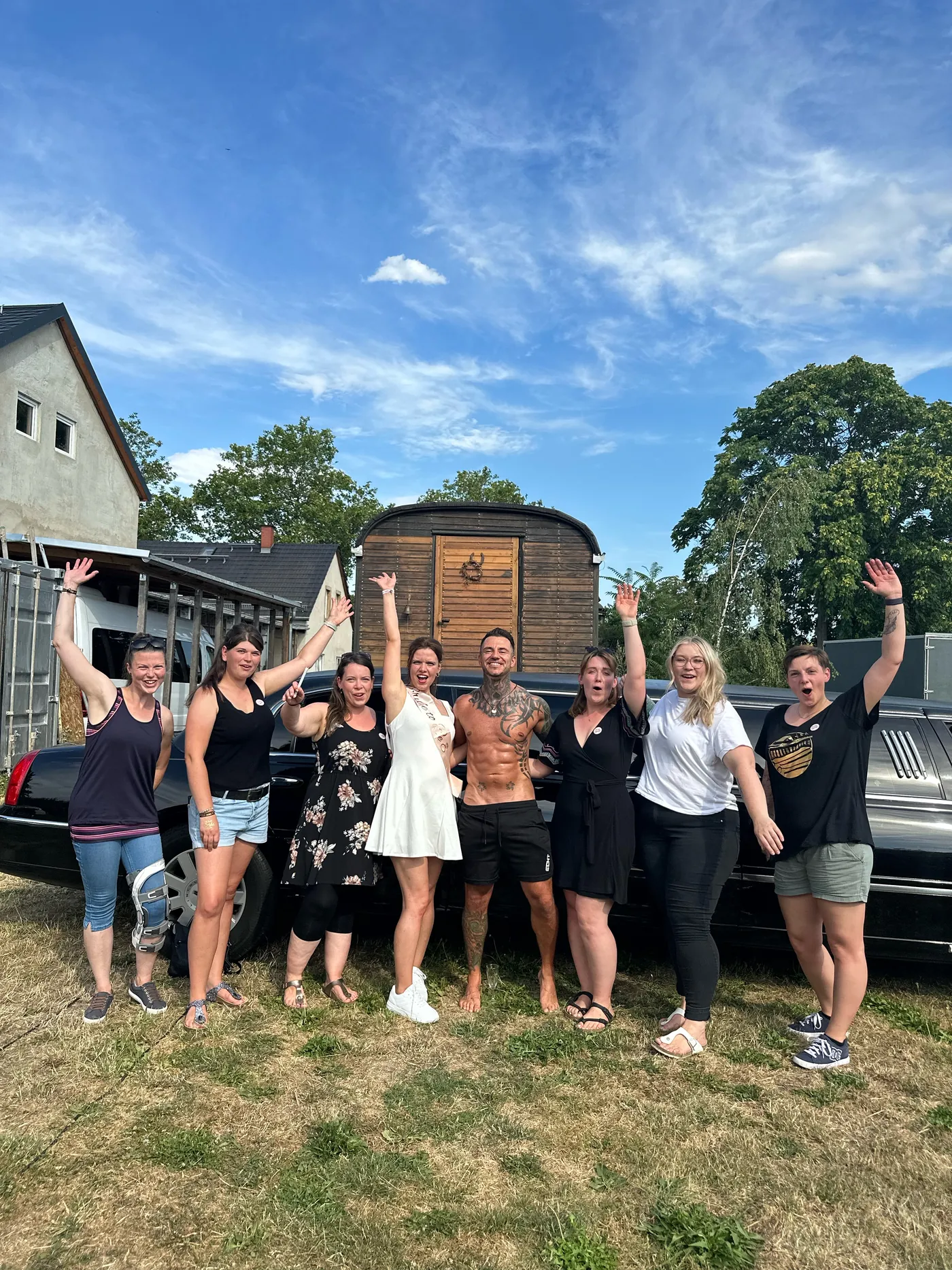 Gruppenfoto nach der Show in der Limousine