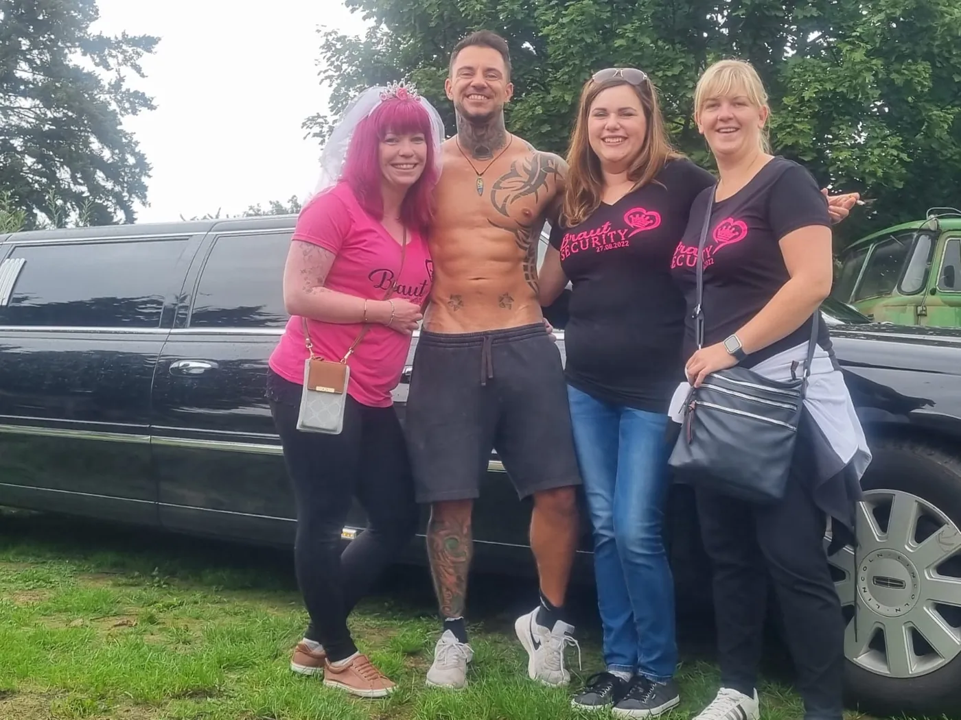 Limousine Prag, Stripper Calvin