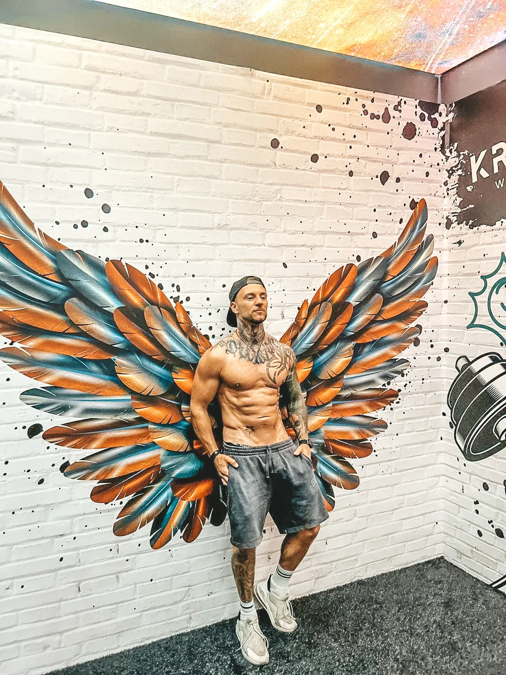 Stripper Calvin als Engel in Prag